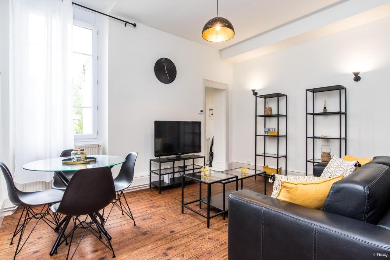 Appartements Scaliger Wifi Proche Gare アジャン エクステリア 写真